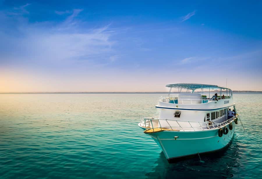 Cairo: Day Tour to the Red Sea with Lunch - Lunch is included, but keep expectations sensible