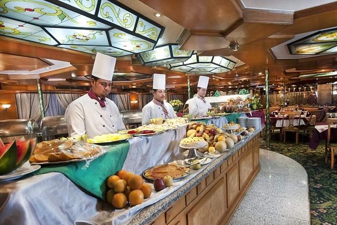Cairo: Dinner Cruise on the Nile River with Entertainment - Boarding the boat and settling in