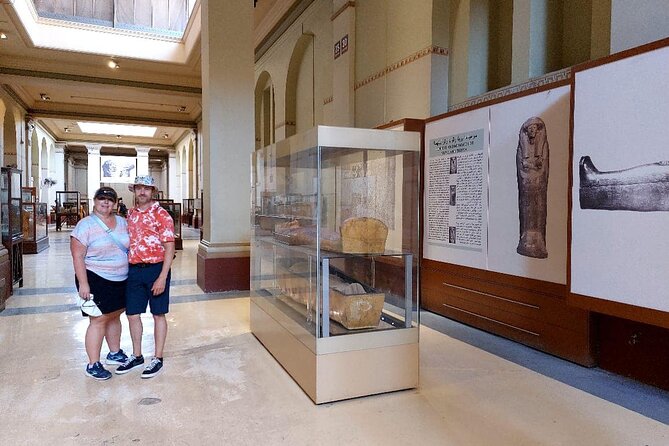 Cairo Egyptian Museum Half-Day with lunch and Hotel Pickup and Drop-Off - A koshary lunch after the galleries