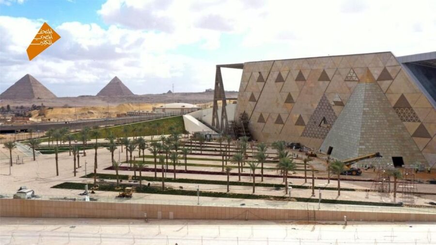 Cairo: Entry Ticket and Guided Tour of Grand Egyptian Museum - The gardens and the first view of the building