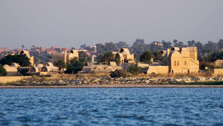 Cairo: Fayoum, Wadi El Rayan, and Wadi al Hitan 4x4 Tour - From your Giza hotel to Tunis Village