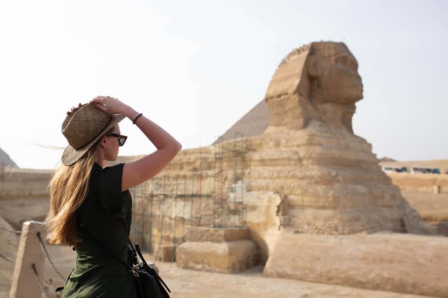Cairo: Female-Guided Pyramids, Sphinx & Museum City Tour - Key points at a glance