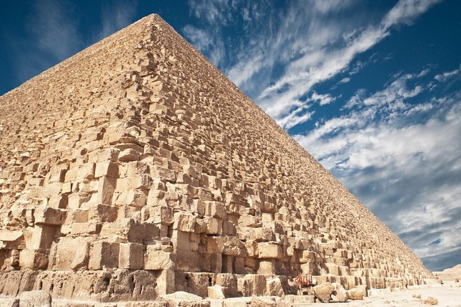 Cairo Full-Day Tours to Giza Pyramids ,Egyptian Museum & Bazaar - Lunch and koshari