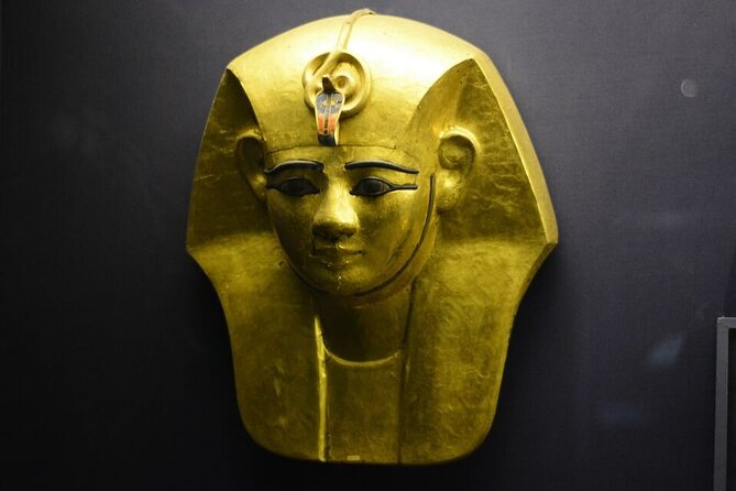Cairo/Giza: 2-Day Pyramid, Museum, Bazaar Private Tour - Saqqara’s pyramid field