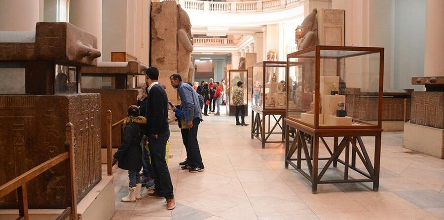 Cairo/Giza: Guided Pyramids, Sphinx and Egyptian Museum Tour - How the timing affects the experience