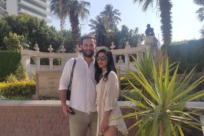Cairo, Giza Pyramids, Great Sphinx, Egyptian Museum and Bazaar Private Tour - Lunch breaks up the ancient sites