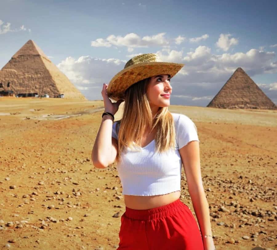 Cairo: Giza Pyramids, Memphis, and Sakkara Day Trip - Meeting the Sphinx and Khafre’s Valley Temple