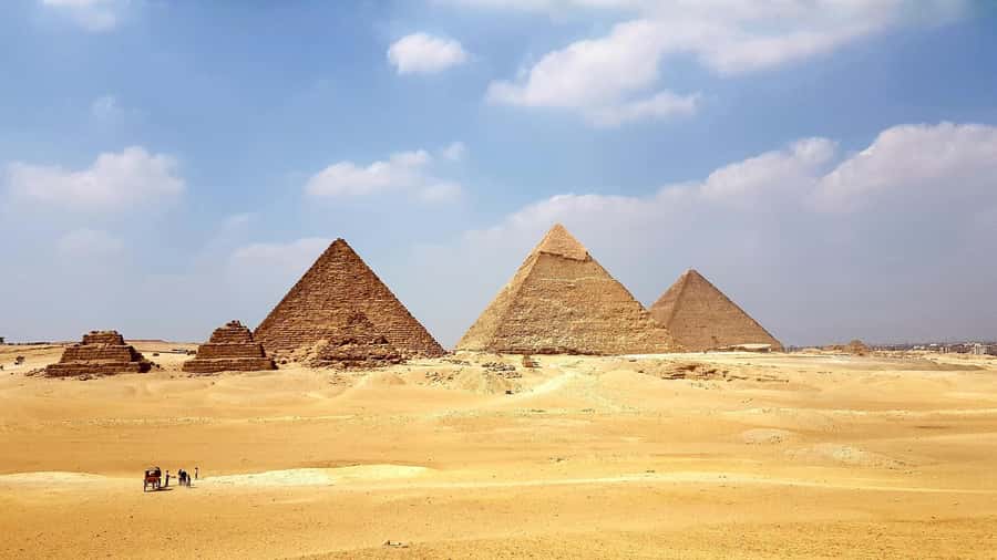 Cairo: Giza Pyramids, Memphis, Saqqara Private Tour & Lunch - Why this Cairo pyramid route works