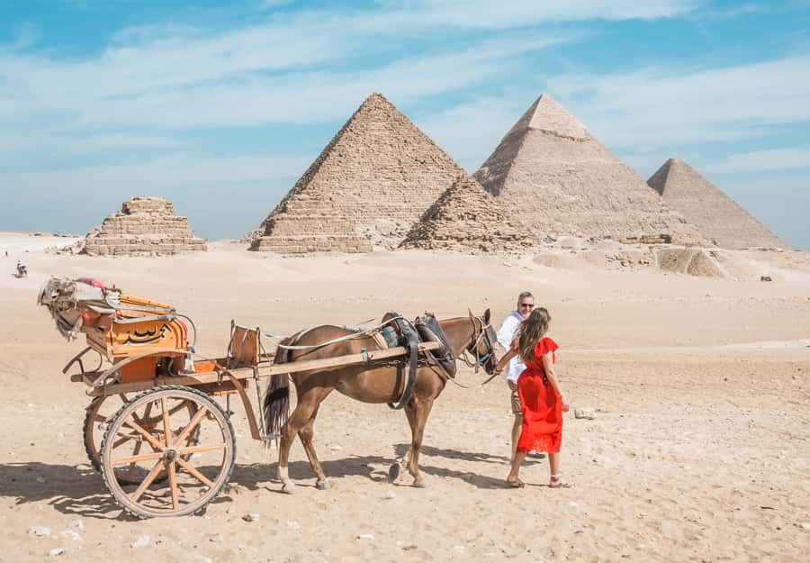 Cairo: Half Day Pyramids Tour by Camel or Horse Carriage - Reaching Giza from your Cairo hotel