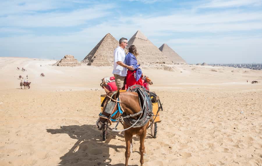 Cairo: Half Day Pyramids Tour by Camel or Horse Carriage - Chephren, Mykerinos, and the Sphinx