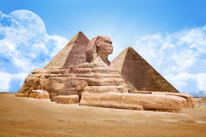Cairo Layover Tours to Giza Pyramids and Sphinx From Cairo Airport - Khafre and Menkaure, two very different pyramids