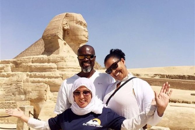 Cairo Layover Tours to Giza Pyramids Egyptian Museum & Bazaar - The Giza Plateau: your first look at the pyramids