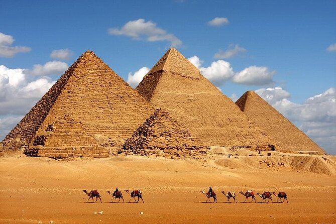 Cairo |Layover| Trip pick up from Cairo airport to visit Giza Pyramids & Sphinx - Who will get the most from this tour