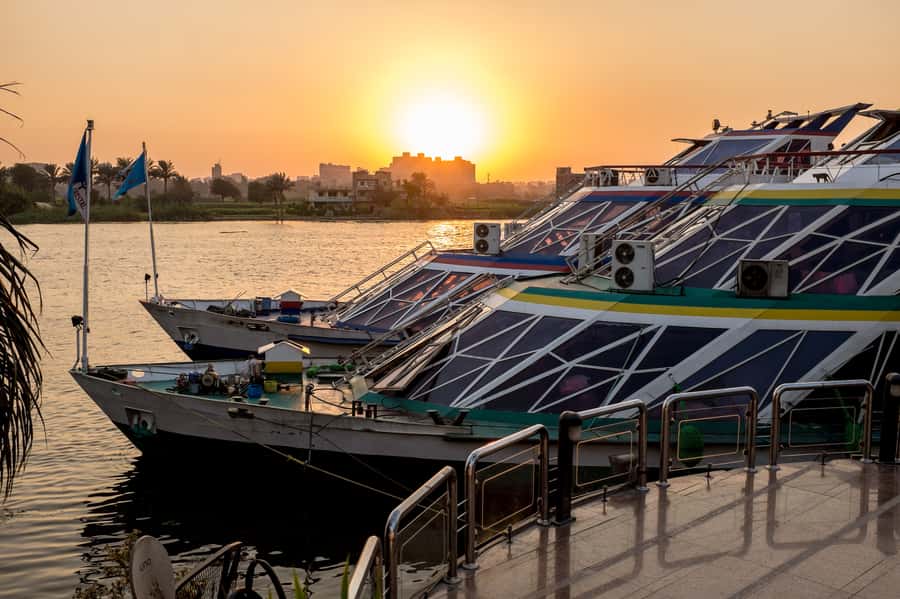 Cairo: Nile Sunset Dinner Cruise, Show & Optional Transfer - Why a Nile dinner cruise works in Cairo