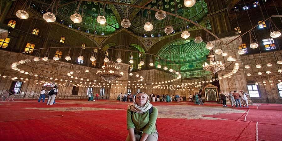 Cairo: Old Cairo Guided Tour by Car with Lunch and Pickup - Khan El-Khalili: browse with a plan