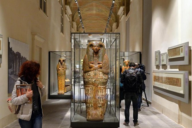 Cairo Over day Pyramids & Egyptian Museum and Lunch - Hurghada - Giza Pyramids: the day’s big moment