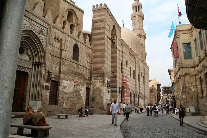 Cairo private day trip with private tour guide & car with driver - Bargaining through Khan el Khalili