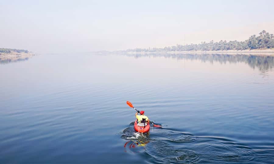 Cairo: Private Nile Kayaking Adventure with hotel transfers. - What the guide adds to the day