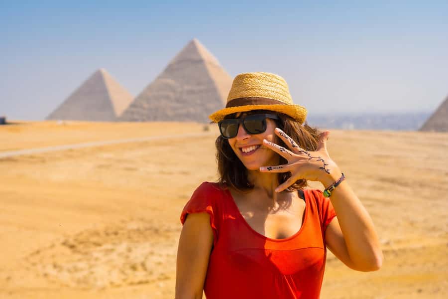 Cairo: Private Tour to Giza Pyramids with Camel Ride & Lunch - Egyptian lunch after the monuments