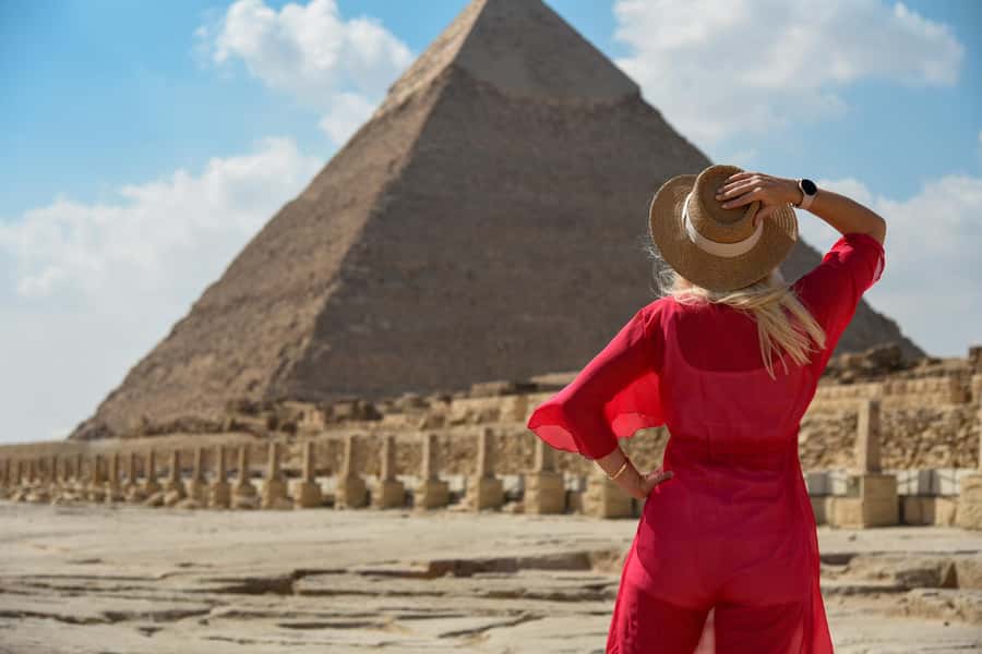 Cairo: Private Tour to Giza Pyramids with Camel Ride & Lunch - Language, accessibility, and timing