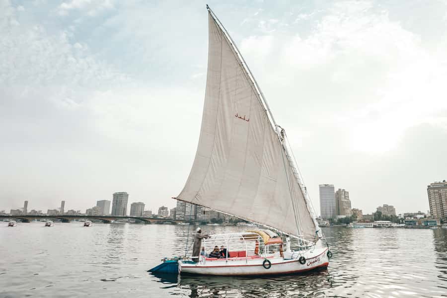 Cairo: Pyramids and Sphinx Tour with River Nile Felucca Ride - The Great Sphinx and the Valley Temple