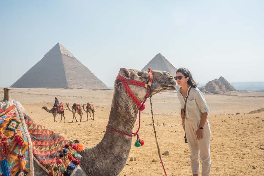 Cairo: Pyramids, Bazaar, Citadel Tour with Photographer - The guide, photographer, and driver team
