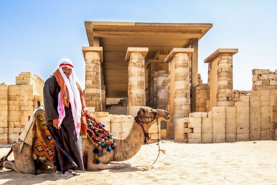 Cairo: Pyramids, Sakkara & Memphis Tour with Lunch - Who should book this experience?