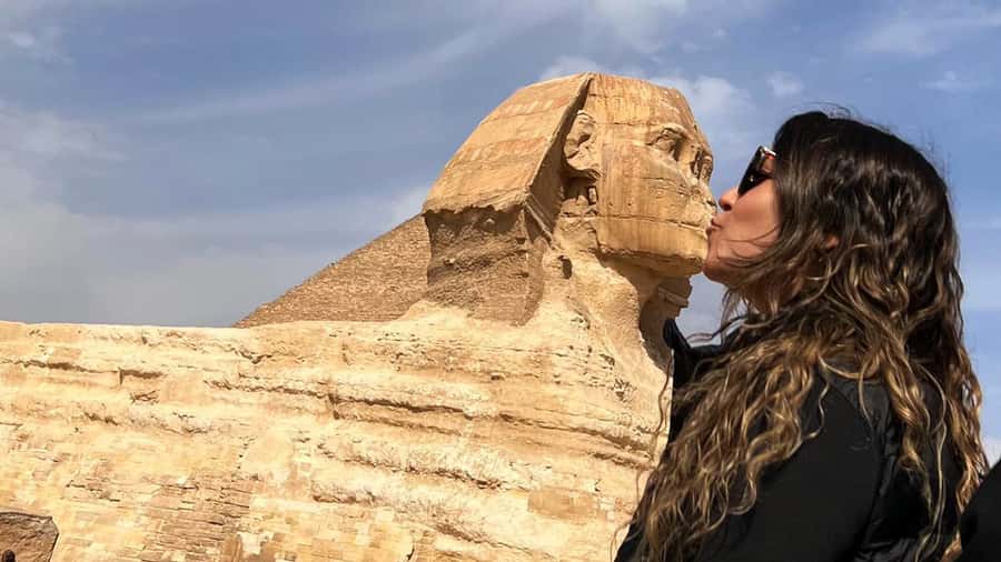 Cairo: Pyramids, Sphinx & Grand Egyptian Museum Private Tour - Seeing the three pyramids up close