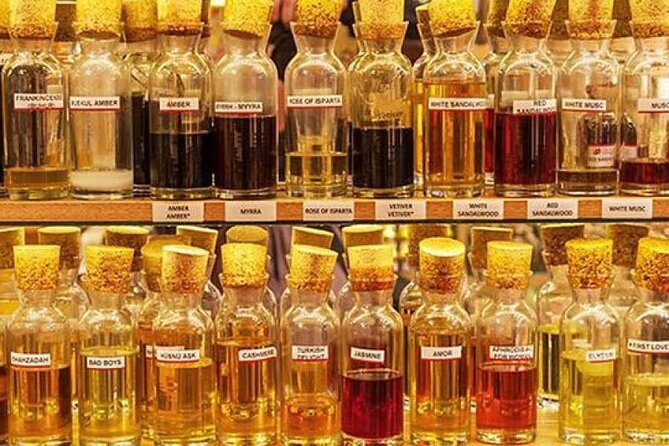 Cairo Shopping tour Private Papyrus Essential oils Bazar Cotton - Is the $5 price good value?