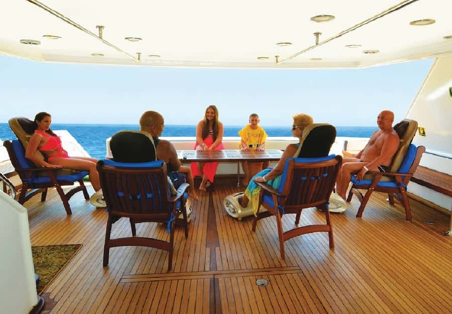 Cairo to Red Sea: VIP Yacht Cruise, Snorkeling & Lunch - The one-hour cruise toward Jabal el Sakka