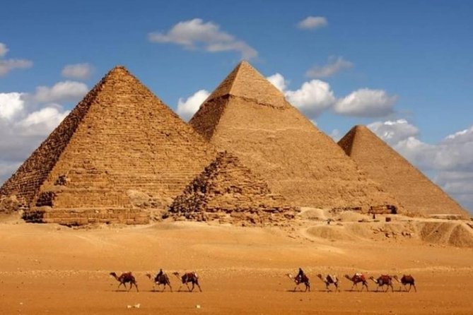 Camel Ride around the Pyramids During Sunrise Or Sunset - From your hotel to the Giza Plateau