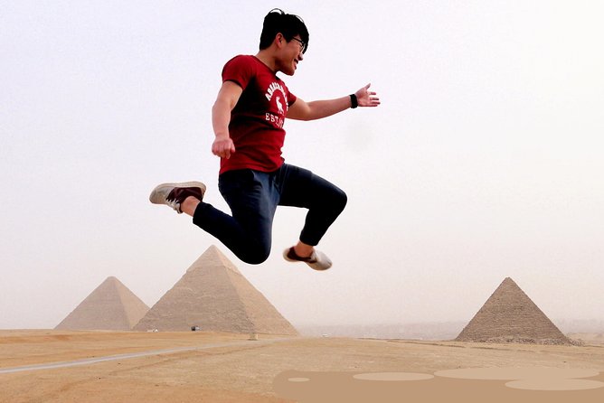 Camel Ride around the Pyramids During Sunrise Or Sunset - Practical comfort tips for the desert hour