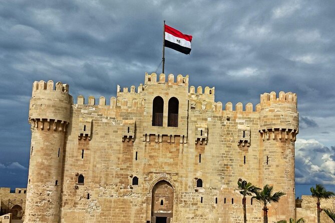 Cheap Private tour to Giza Pyramids and Sakkara and memphis - What is included for $40