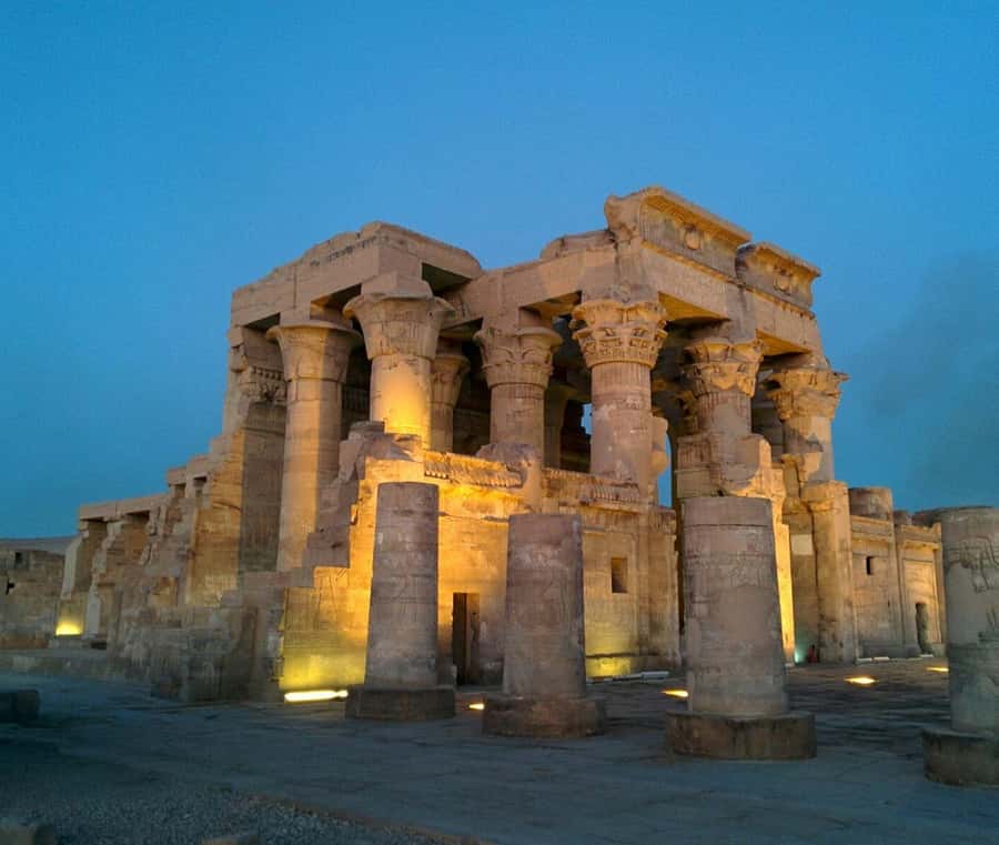 Day Tour visit Edfu Kom Ombo temples from Luxor - Key points to know before booking