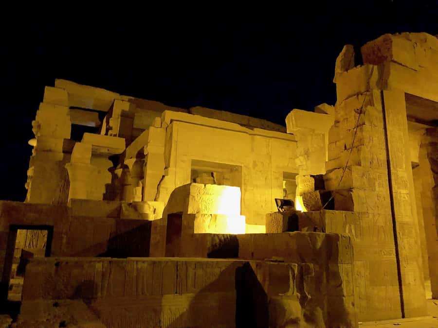 Day Tour visit Edfu Kom Ombo temples from Luxor - Should you book it?