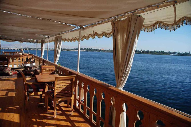 Dinner Cruise on the Nile River with Buffet, Cultural Show and Private Transfer in Cairo - Buffet dinner and drinks