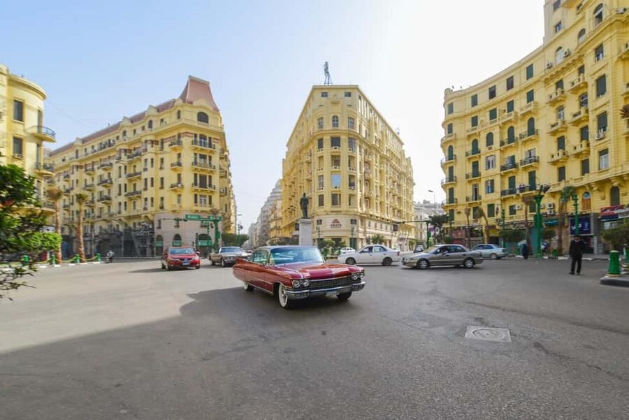 Discover Cairo: Pyramids, Museum & Sphinx Tour from Hurghada - Lunch, the Nile option, and extra stops