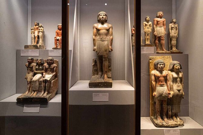 Egyptian Museum & Giza Pyramids in Cairo Private Tour Guide - Lunch and the change from desert stone to museum halls