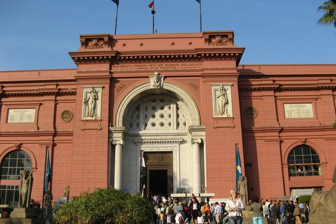 Egyptian Museum in Cairo: Private Guided Tour - A Private Ride From Cairo to Tahrir Square