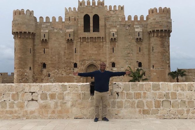 Exceptional Alexandria tour from Cairo + Alexandria food tour - Seeing the Mediterranean from Qaitbay Citadel