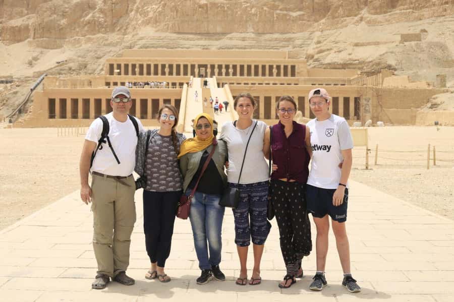 From Aswan:4 Days Nile Cruise Luxor Abu Simbel & Air Balloon - Who should book this Nile cruise