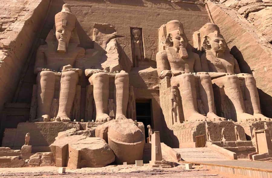 From Aswan: Abu Simbel Ramses and Nefertari Temples Day Trip - The Nefertari temple is smaller, not secondary