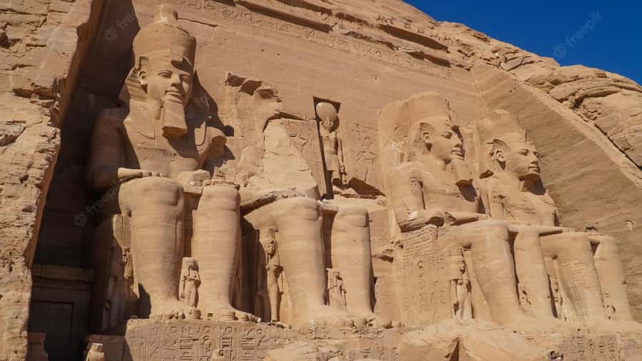 From Aswan: Abu Simbel Temple Day Trip with Hotel Pickup - Arriving at the Great Temple of Ramesses II
