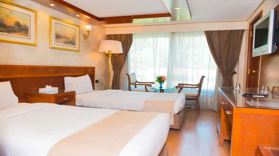 From Aswan: Overnight Nile Cruise to Luxor with Meals - Key points to know before booking