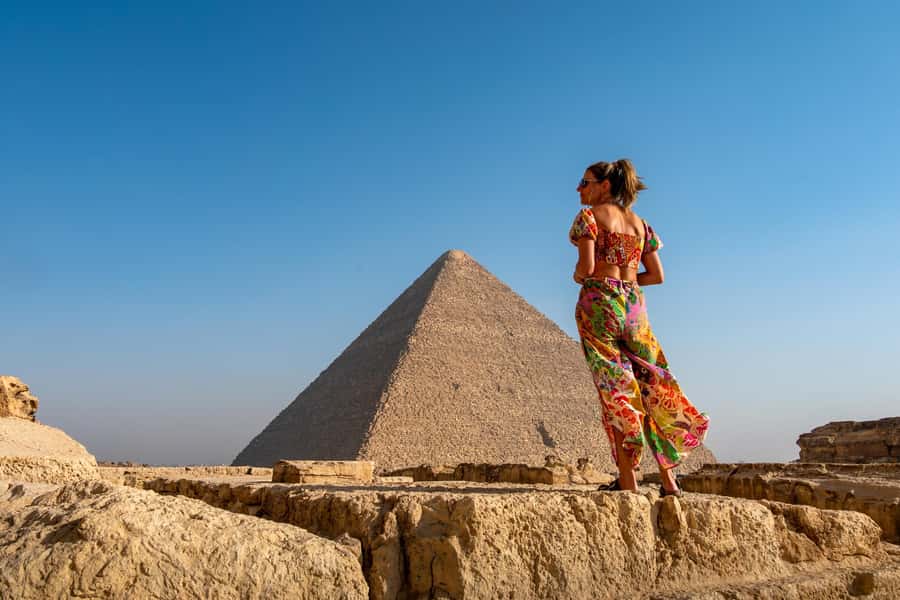 From Cairo: 11-Day Tour, Nile Cruise, Flights, Balloon - Day 2 and Day 3: Two different sides of Hurghada