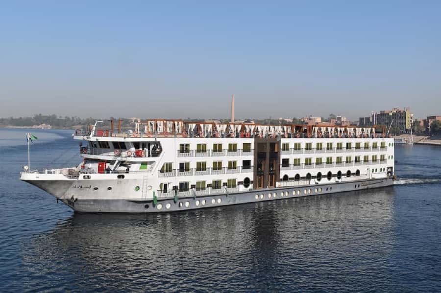 From Cairo: 8-Day Tour of Cairo, Luxor and Aswan with Cruise - Day 7: Abu Simbel and Philae Temple