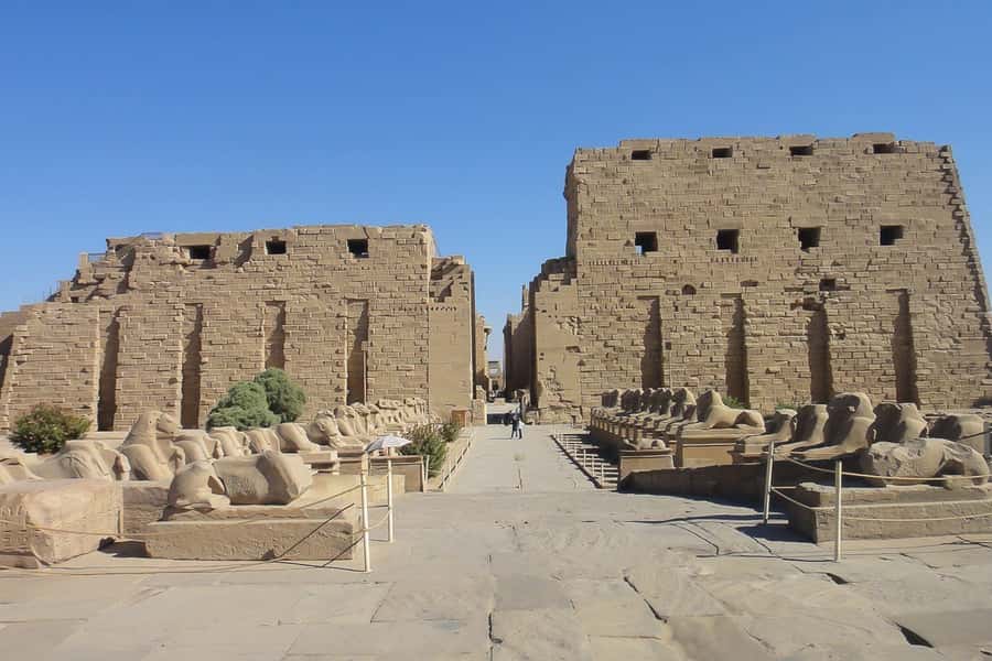 From Cairo: Private All-Inclusive Tour of Luxor by Plane - Hatshepsut’s Temple and the Colossi of Memnon