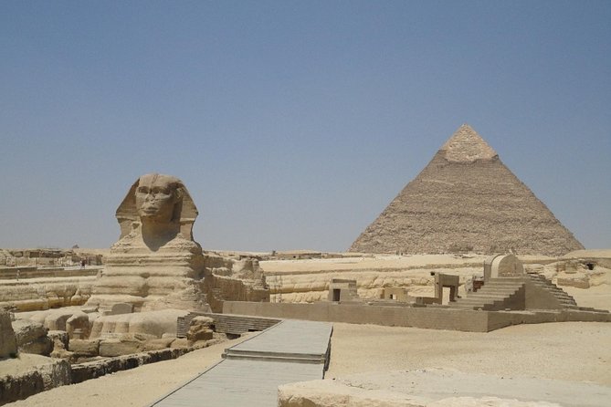 From Cairo: Private Crowd Free Half Day Pyramids Adventure - Koshary: a fitting end to a pyramid morning