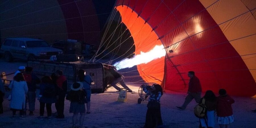 From Hurghada: 1-Night in Luxor, Hot Air Balloon, & Transfer - In the basket: what the view gives you