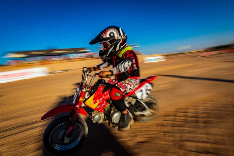 From Hurghada: El Gouna Quad and MX Bike Safari Tour - Safety Briefing, Gloves, and the First Lap